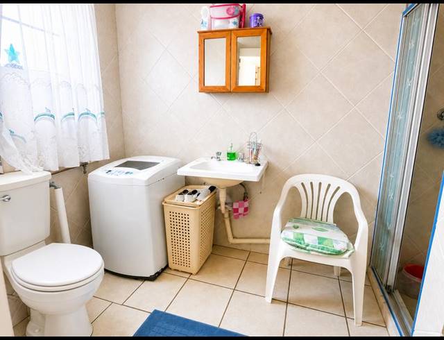 1 BEDROOM PROPERTY TO RENT IN STRUBENVALE